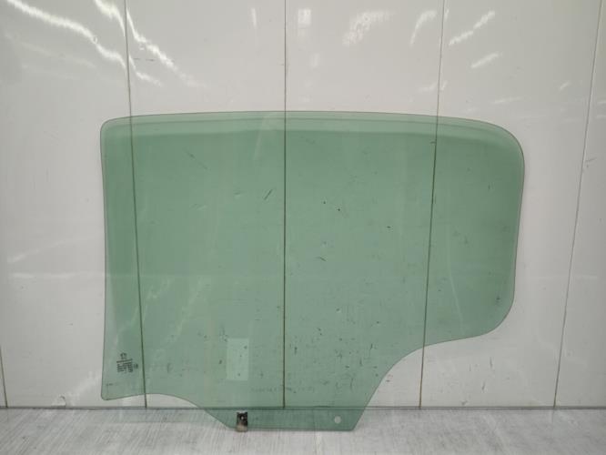 Vitre arriere droit PEUGEOT 207 PHASE 1 Diesel