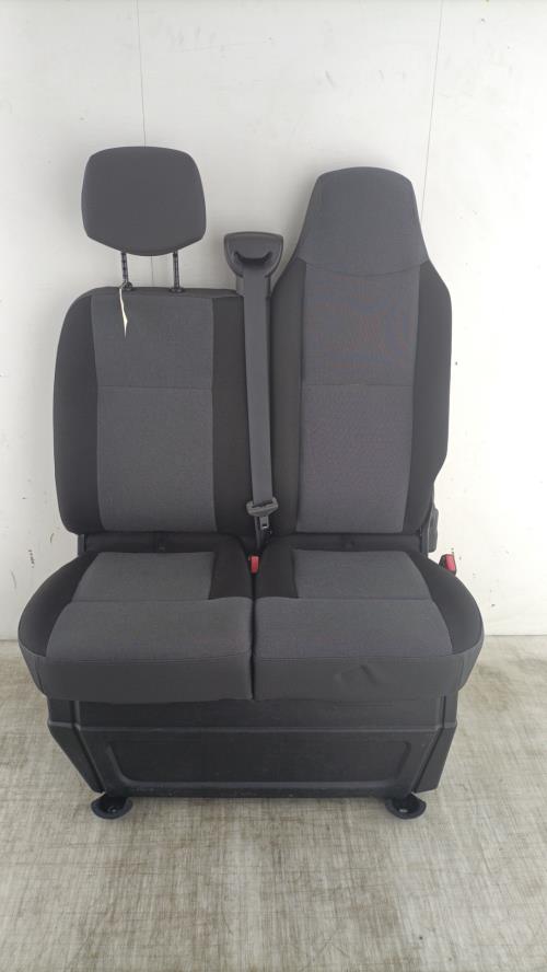 Siege avant droit (banquette double) NISSAN NV400 Diesel