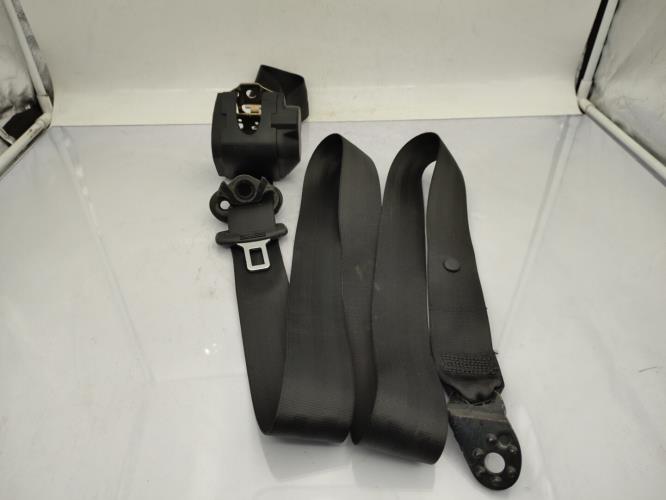 Ceinture arriere droit VOLKSWAGEN POLO 4 PHASE 1 Diesel