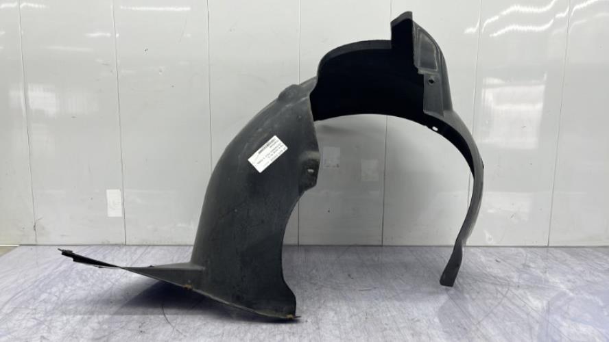 Pare boue avant droit VOLKSWAGEN POLO 4 PHASE 1 Diesel