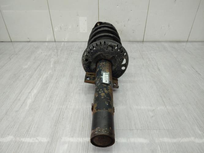 Amortisseur avant gauche VOLKSWAGEN POLO 4 PHASE 1 Diesel