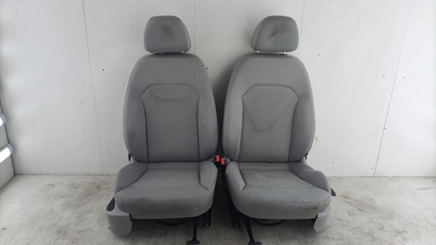 Interieur complet AUDI A1 1 SPORTBACK PHASE 1 Diesel