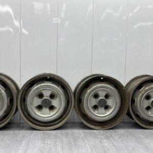 Jeu de 4 jantes  RENAULT R9 Essence