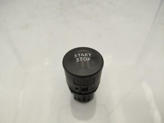 Bouton de demarrage RENAULT CLIO 4 PHASE 1 Diesel