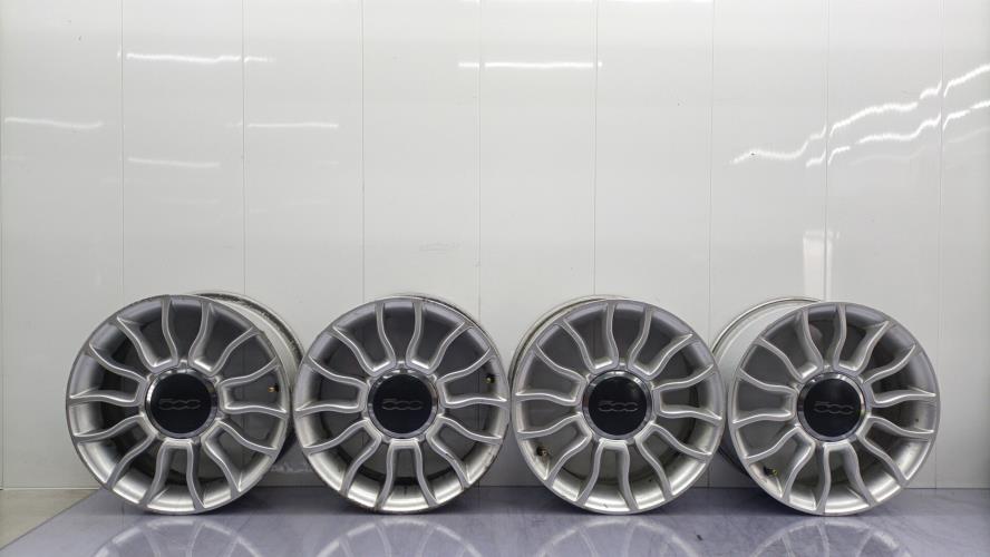 Jeu de 4 jantes  FIAT 500 2 CABRIO PHASE 1 Essence