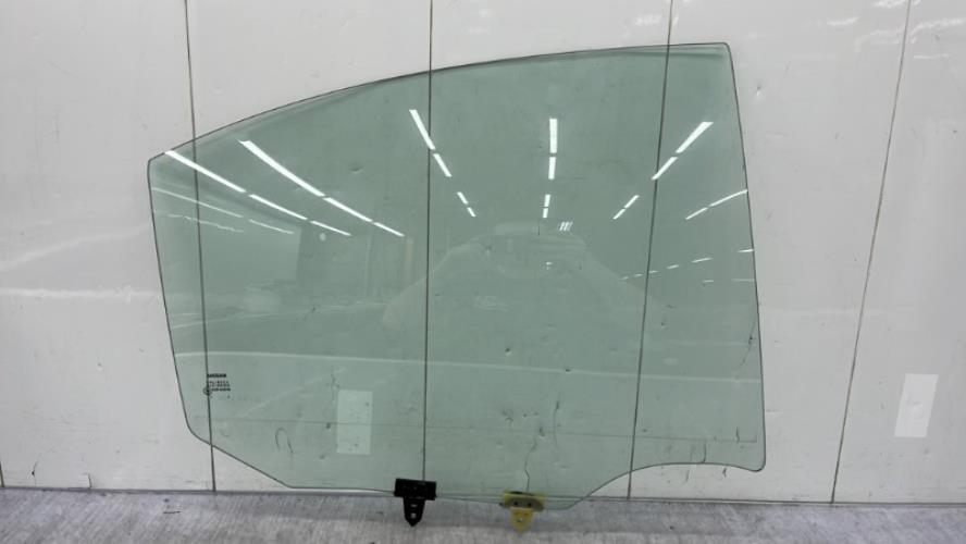 Vitre arriere droit NISSAN PRIMERA 3 Diesel