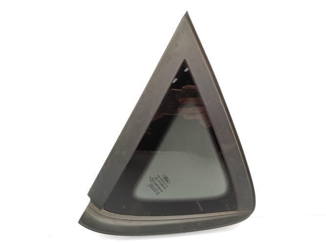 Custode arriere gauche FORD FIESTA 6 PHASE 1 Essence