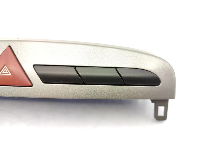 Bouton de warning PEUGEOT 308 1 PHASE 1 Diesel