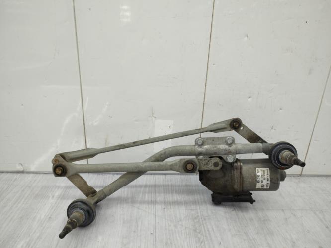 Moteur essuie glace avant FORD FIESTA 5 PHASE 1 Essence