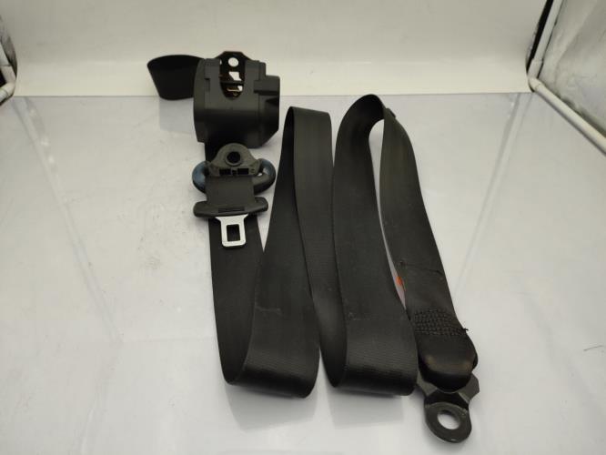 Ceinture arriere gauche VOLKSWAGEN POLO 3 PHASE 1 Essence