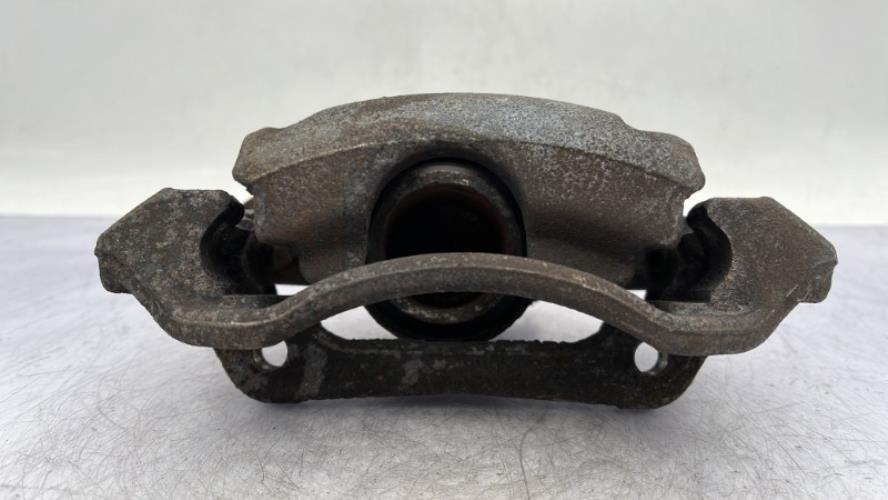 Etrier avant gauche (freinage) TOYOTA YARIS 1 PHASE 2