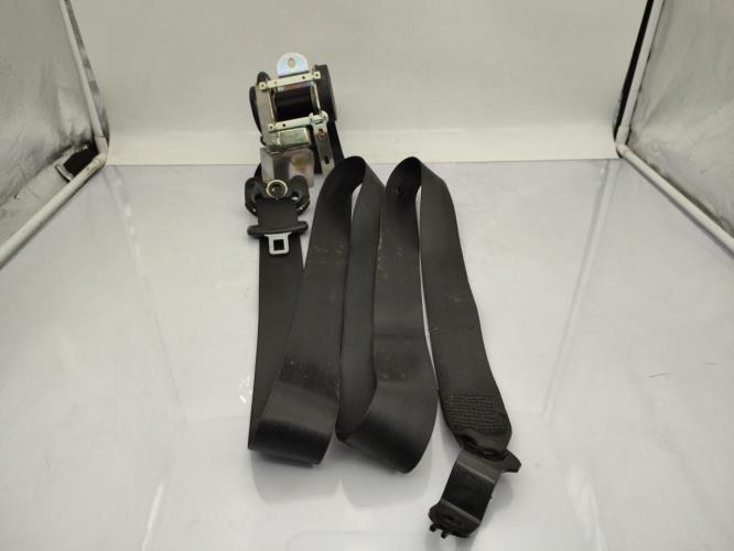 Ceinture avant droit VOLKSWAGEN POLO 4 PHASE 2 Diesel