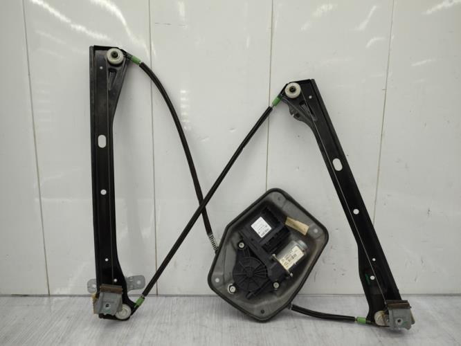 Leve vitre electrique avant droit VOLKSWAGEN GOLF 5 Diesel