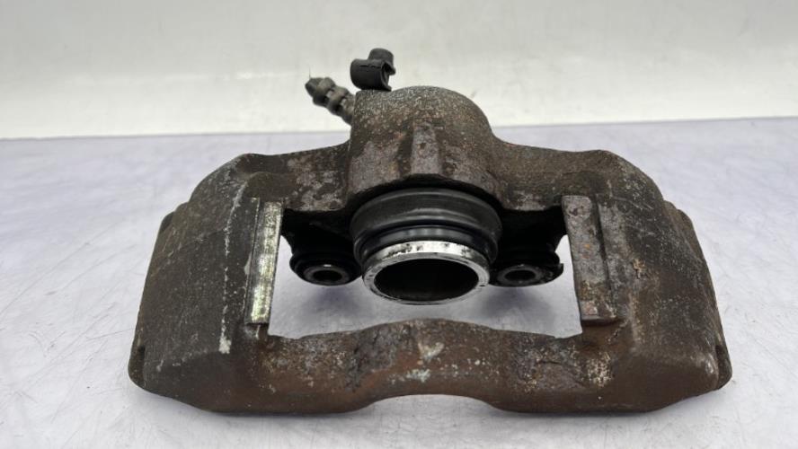 Etrier avant gauche (freinage) RENAULT TWINGO 1 PHASE 1 Essence