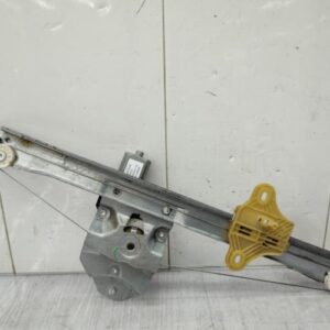 Leve vitre electrique avant gauche RENAULT CLIO 4 PHASE 1 Diesel