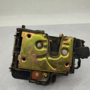 Serrure arriere droit VOLKSWAGEN GOLF 3 Diesel