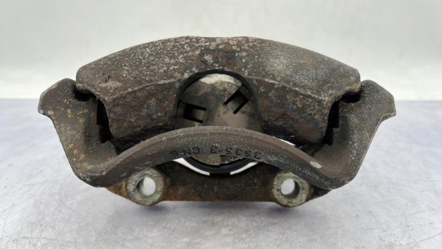 Etrier avant gauche (freinage) VOLKSWAGEN CADDY 2 Diesel
