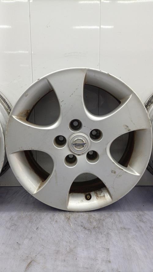 Jeu de 4 jantes  NISSAN PRIMERA 3 Diesel
