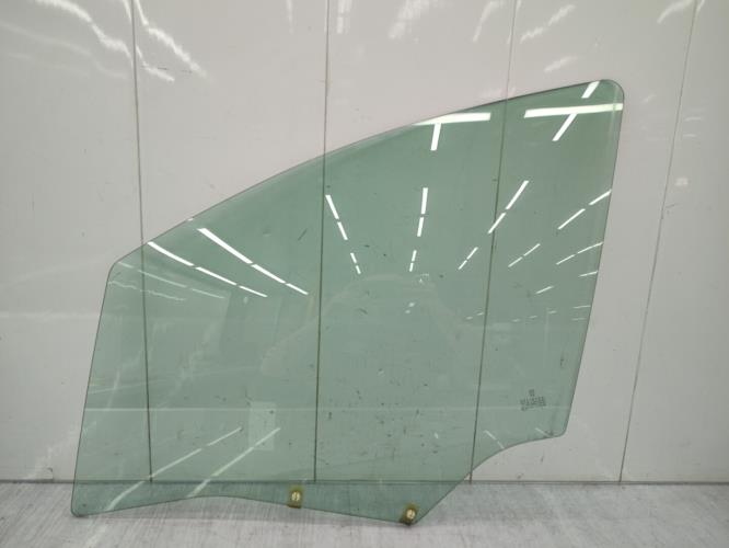 Vitre avant gauche PEUGEOT 307 PHASE 1 Diesel