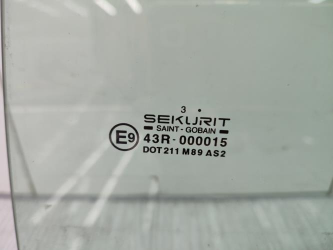 Vitre avant gauche CITROEN BERLINGO 1 PHASE 2 Diesel