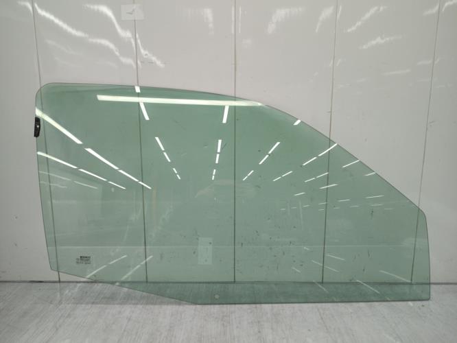 Vitre avant droit RENAULT CLIO 2 PHASE 1