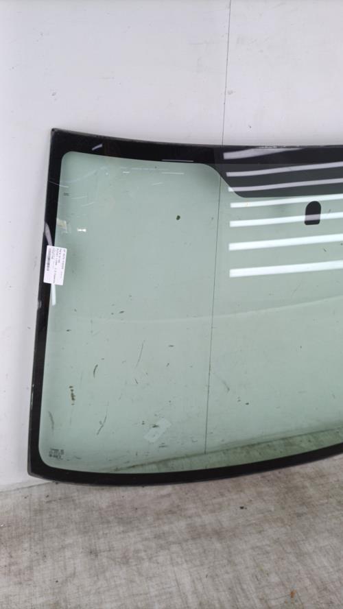 Pare brise SUZUKI LIANA Essence