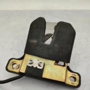 Serrure de hayon AUDI 80 3 AVANT PHASE 2 BREAK Diesel