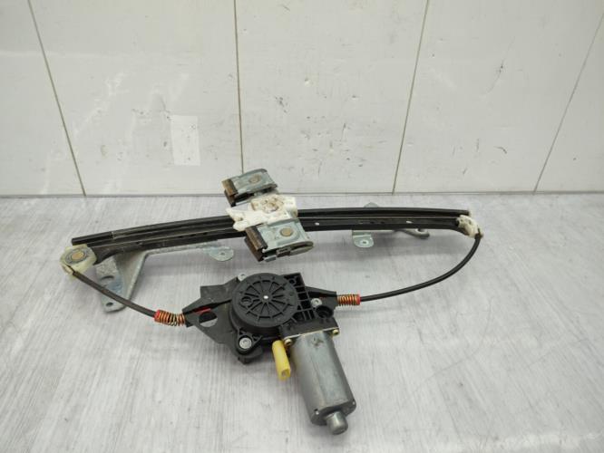 Leve vitre electrique avant gauche FORD FIESTA 5 PHASE 1 Diesel