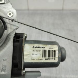 Leve vitre electrique avant droit PEUGEOT 207 PHASE 1 Diesel