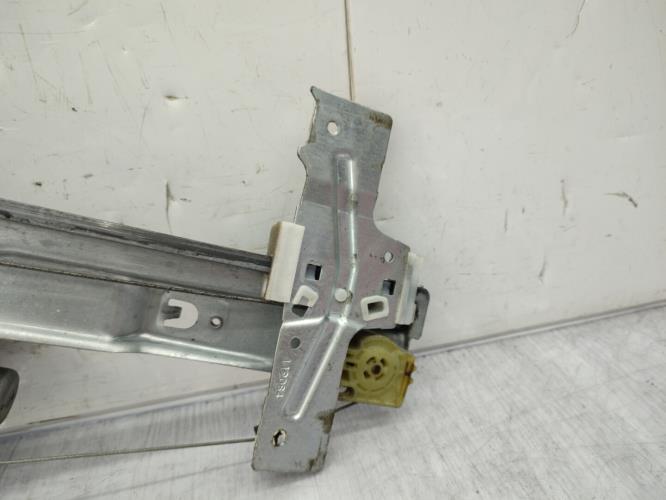 Leve vitre electrique avant gauche PEUGEOT 207 PHASE 1 Diesel