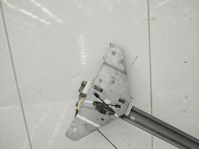 Leve vitre electrique arriere droit PEUGEOT 307 PHASE 1 BREAK Diesel