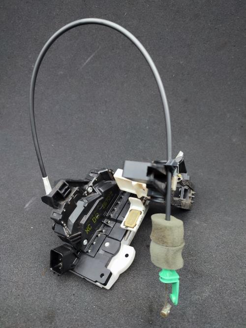 Serrure arriere gauche FORD MONDEO 2 Diesel