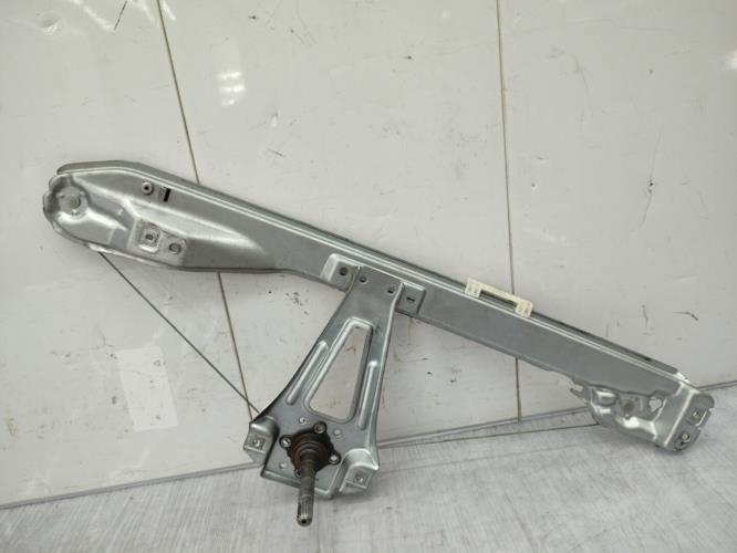 Leve vitre mecanique arriere gauche RENAULT CLIO 3 PHASE 2 Diesel