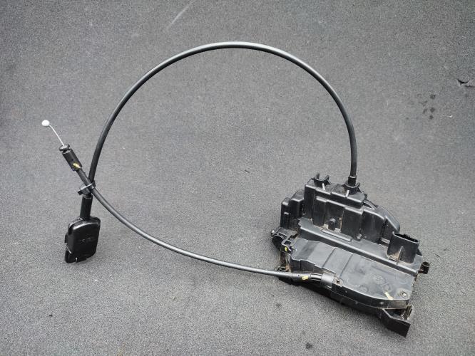 Serrure avant droit RENAULT CLIO 3 PHASE 2 Essence