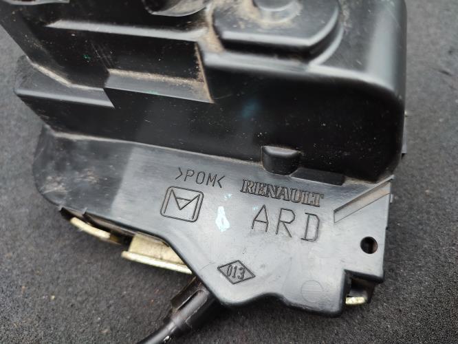 Serrure arriere droit RENAULT MEGANE 2 PHASE 1 Diesel