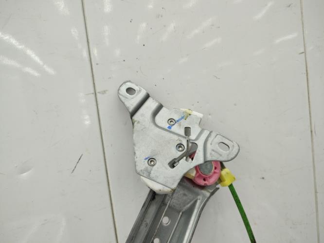 Leve vitre electrique avant droit OPEL CORSA D PHASE 2 Diesel