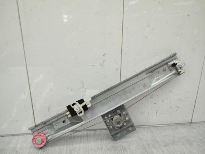 Leve vitre mecanique arriere gauche OPEL CORSA D PHASE 2 Diesel