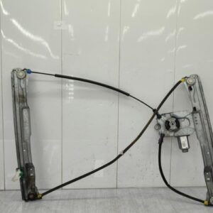 Leve vitre electrique avant droit RENAULT CLIO 3 PHASE 2 Diesel