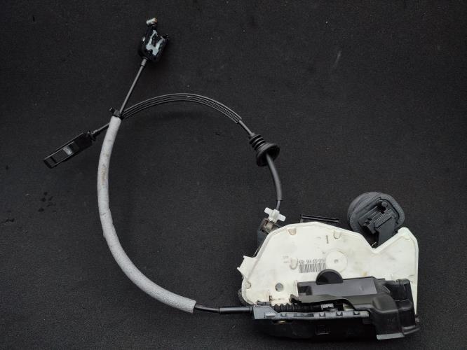 Serrure arriere gauche VOLKSWAGEN GOLF 6 Diesel