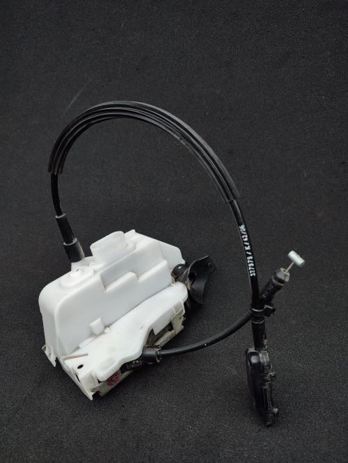 Serrure avant gauche RENAULT LAGUNA 2 PHASE 2 Diesel