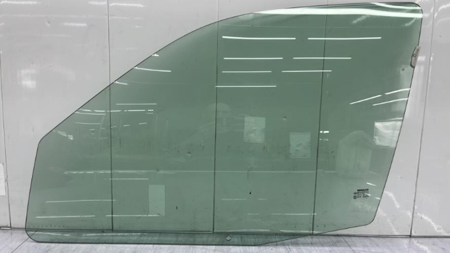 Vitre avant gauche RENAULT CLIO 2 PHASE 2 Diesel