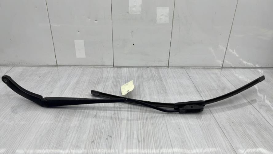 Bras essuie glace avant gauche RENAULT CAPTUR 1 PHASE 1 Diesel