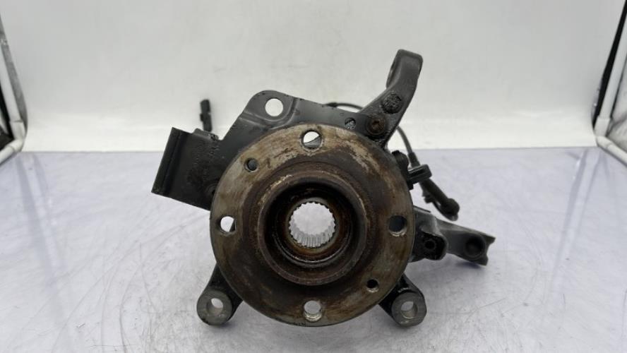 Fusee avant droit RENAULT CAPTUR 1 PHASE 1 Diesel