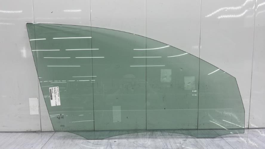 Vitre avant droit VOLKSWAGEN GOLF 6 Diesel