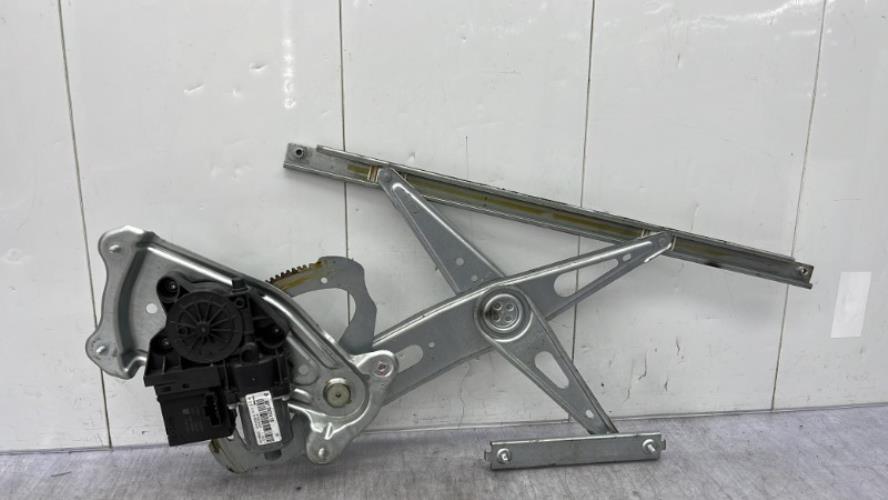 Leve vitre electrique avant droit RENAULT SCENIC 3 PHASE 3 Diesel