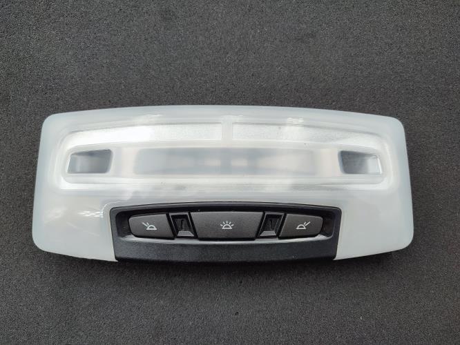 Eclairage de plafonnier BMW SERIE 1 F21 PHASE 1 Diesel