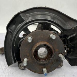 Fusee avant gauche TOYOTA RAV4 3 PHASE 3 Diesel