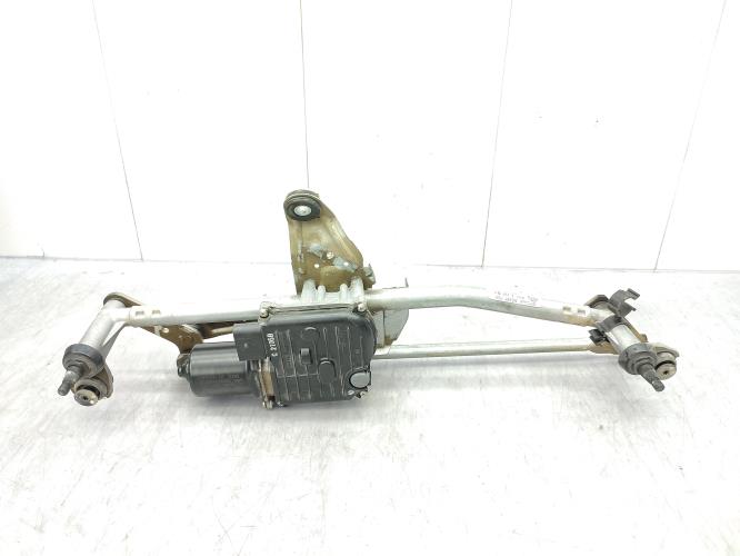 Moteur essuie glace avant VOLKSWAGEN PASSAT 6 Essence