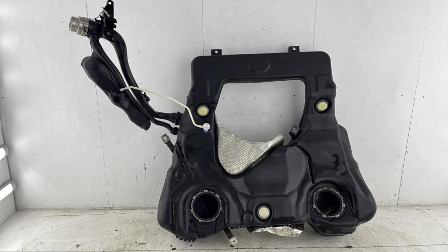 Reservoir VOLKSWAGEN PASSAT 6 Essence