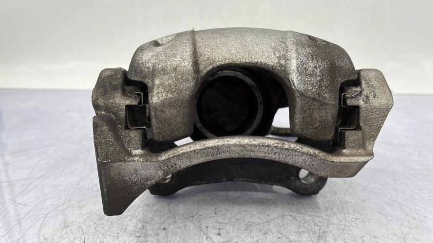 Etrier avant gauche (freinage) RENAULT CLIO 5 PHASE 1 Essence/Hybride